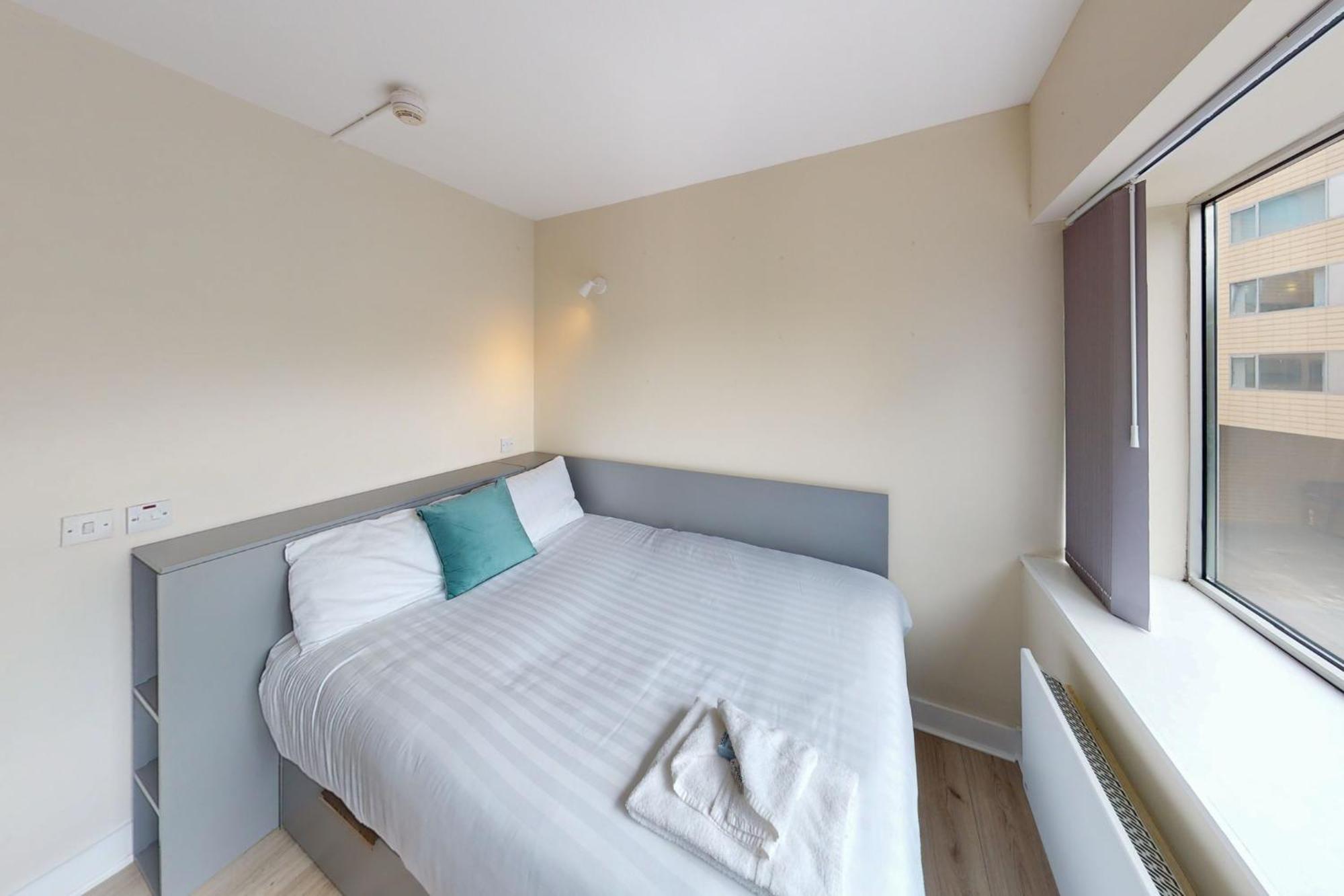 Victoria Mills - Ucc Summer Beds